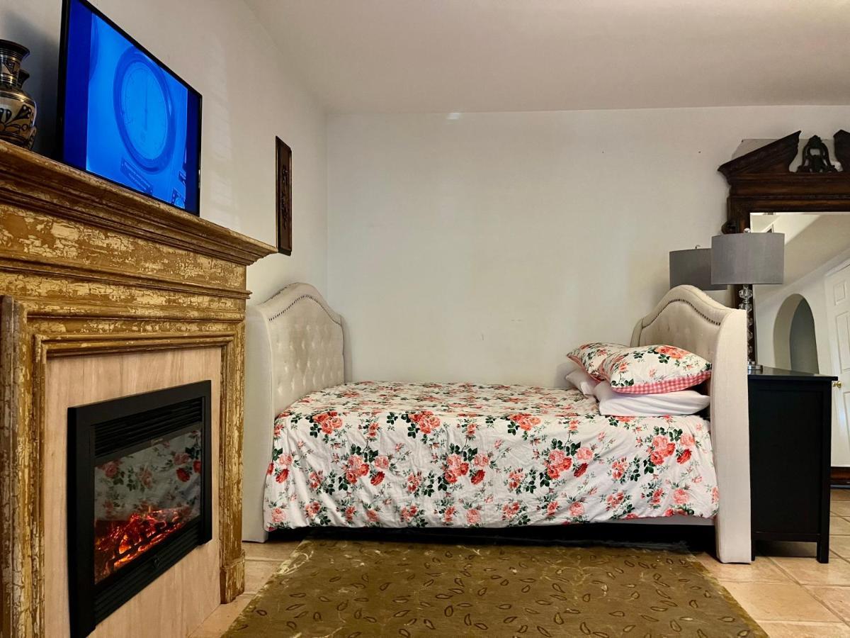 Hollywood Hills Homestay Los Angeles Bagian luar foto
